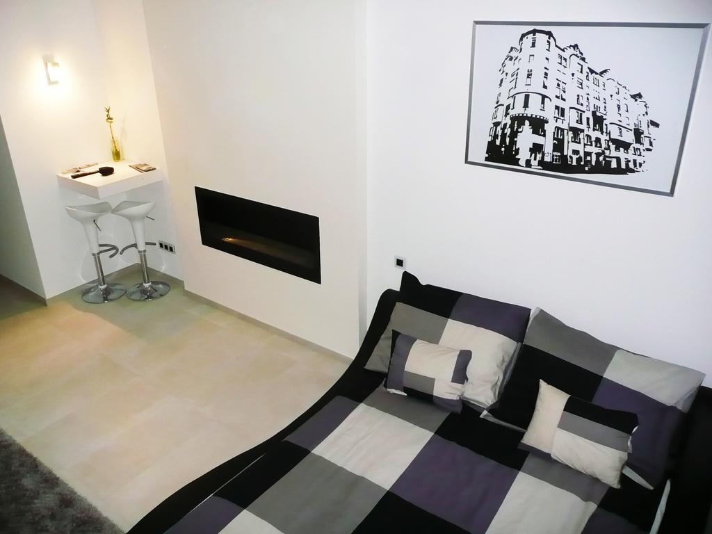 In The City Budapest Apartments Szoba fotó